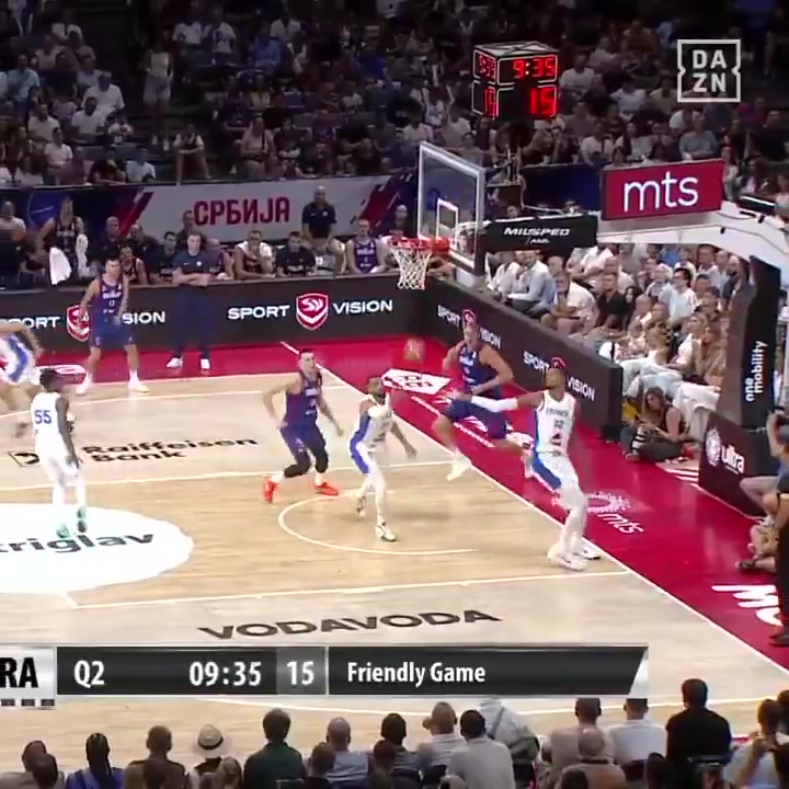 MVP也碰壁！法国与塞尔维亚热身赛 约基奇攻筐被文班亚马大帽拒绝